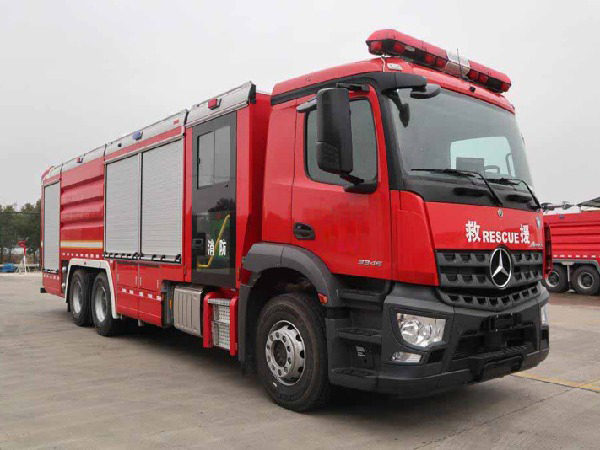 奔弛12噸干粉泡沫聯用消防車