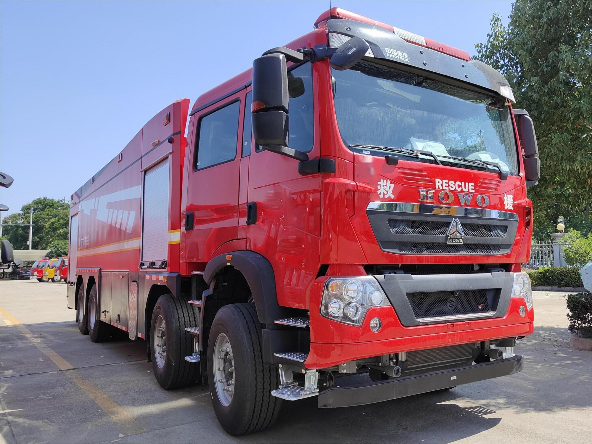 豪沃雙排18噸泡沫消防車